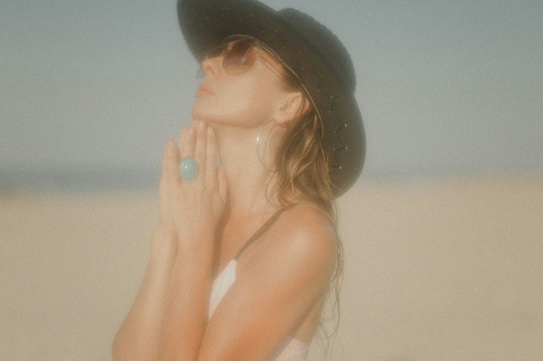 Best Sunscreens for Oily Skin: Lightweight, Matte & Breakout-Free - THE ROUTINE