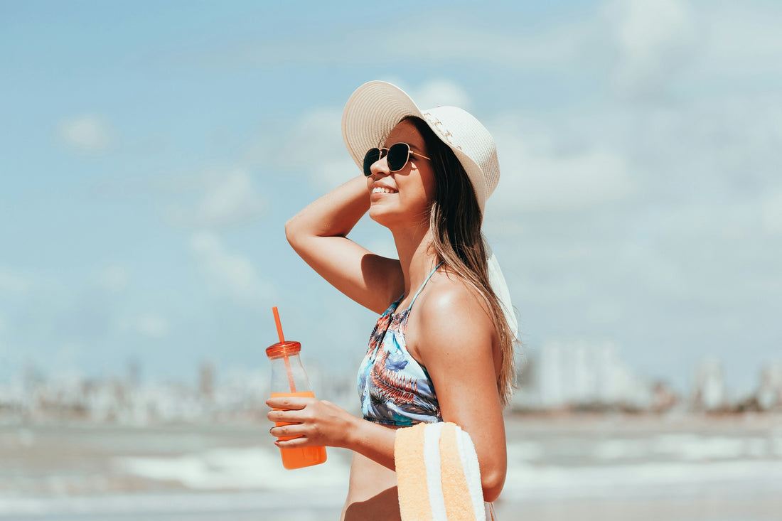 Can Sunscreen Control Shine? The Truth About Matte-Finish SPFs Because oily skin deserves a break. - THE ROUTINE
