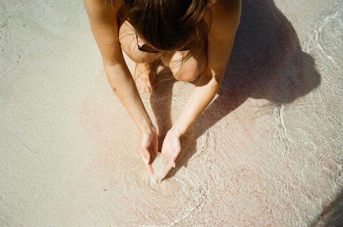 Mineral vs Non-Mineral Sunscreen for Oily Skin – What Actually Works? - THE ROUTINE
